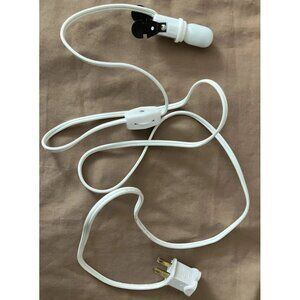 White Clip Light 6' Electric Accessory Cord with Socket on/off Switch-Tested